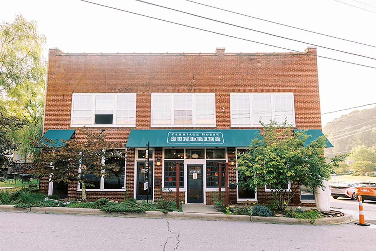 The Nuwray Hotel & Carriage House Burnsville Extérieur photo