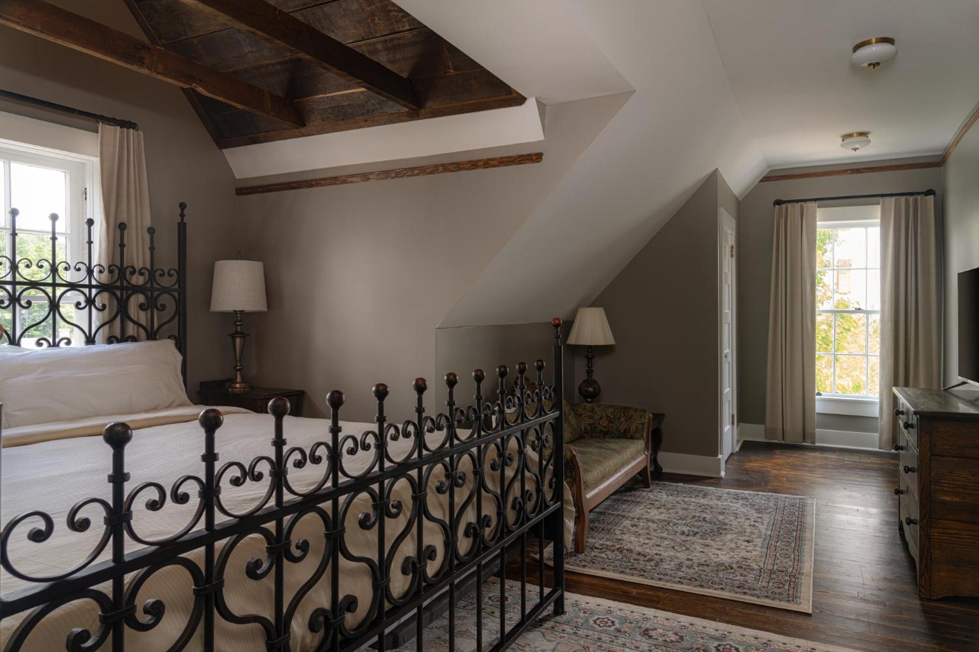 The Nuwray Hotel & Carriage House Burnsville Extérieur photo