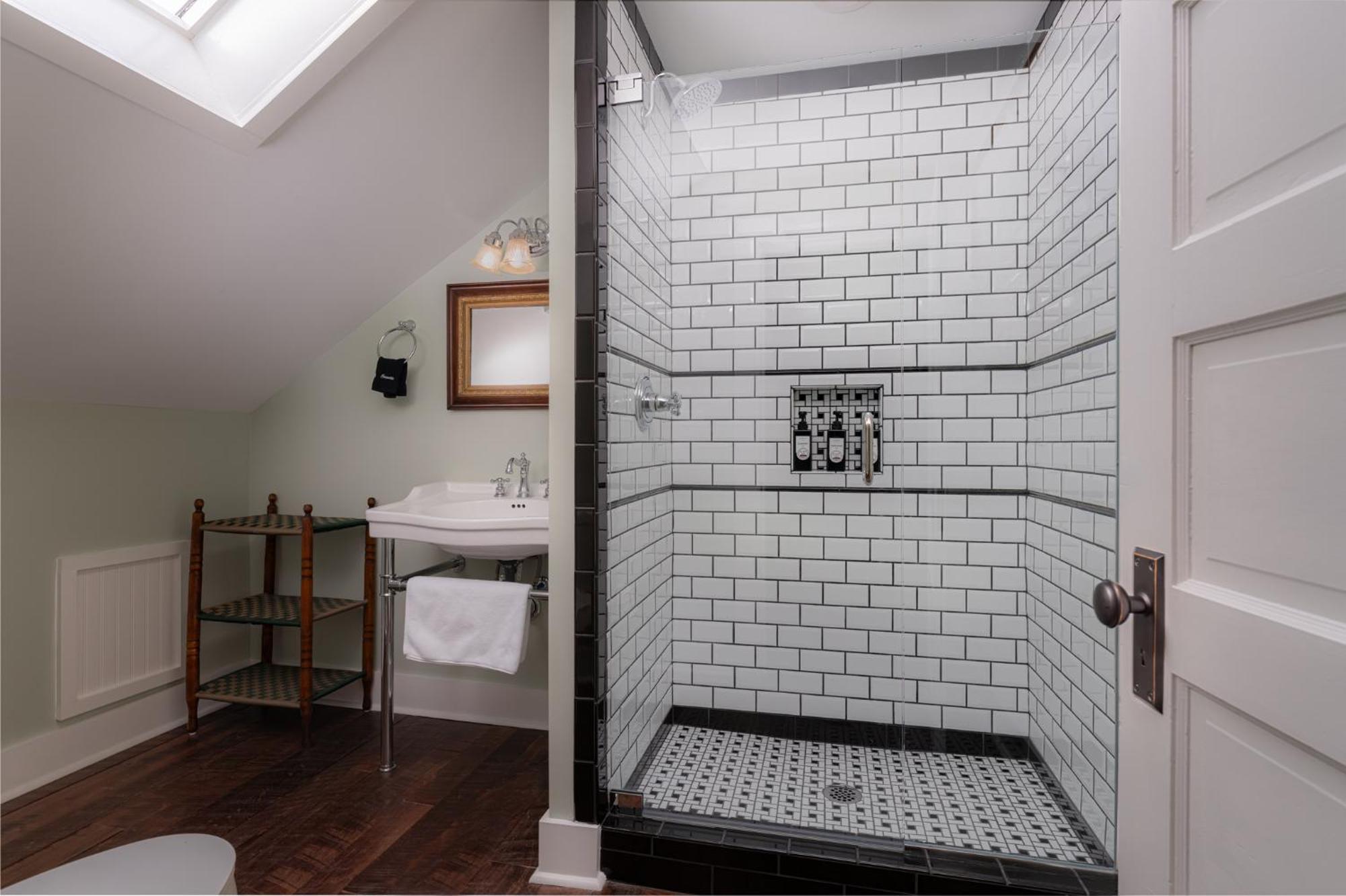 The Nuwray Hotel & Carriage House Burnsville Extérieur photo