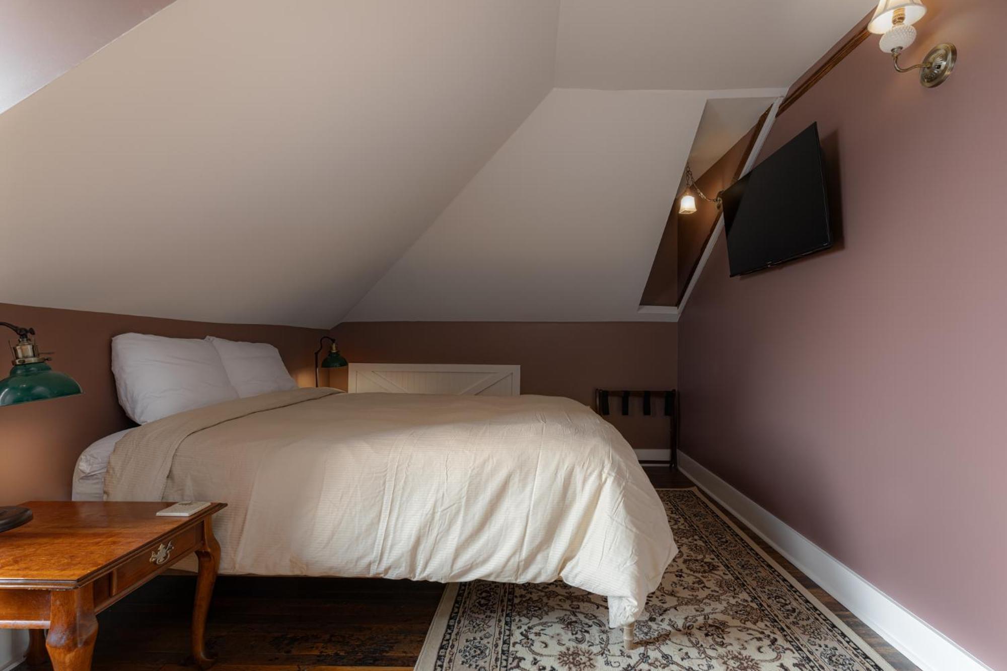 The Nuwray Hotel & Carriage House Burnsville Extérieur photo