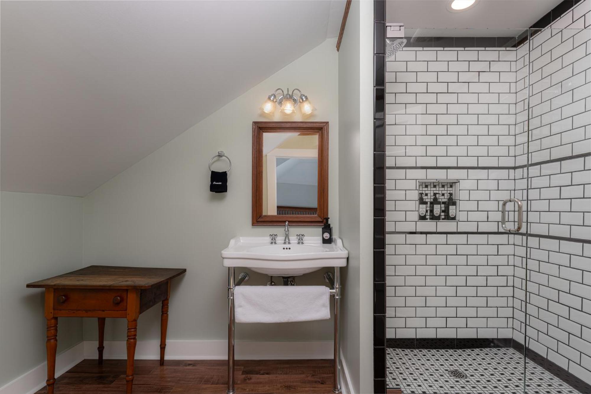 The Nuwray Hotel & Carriage House Burnsville Extérieur photo