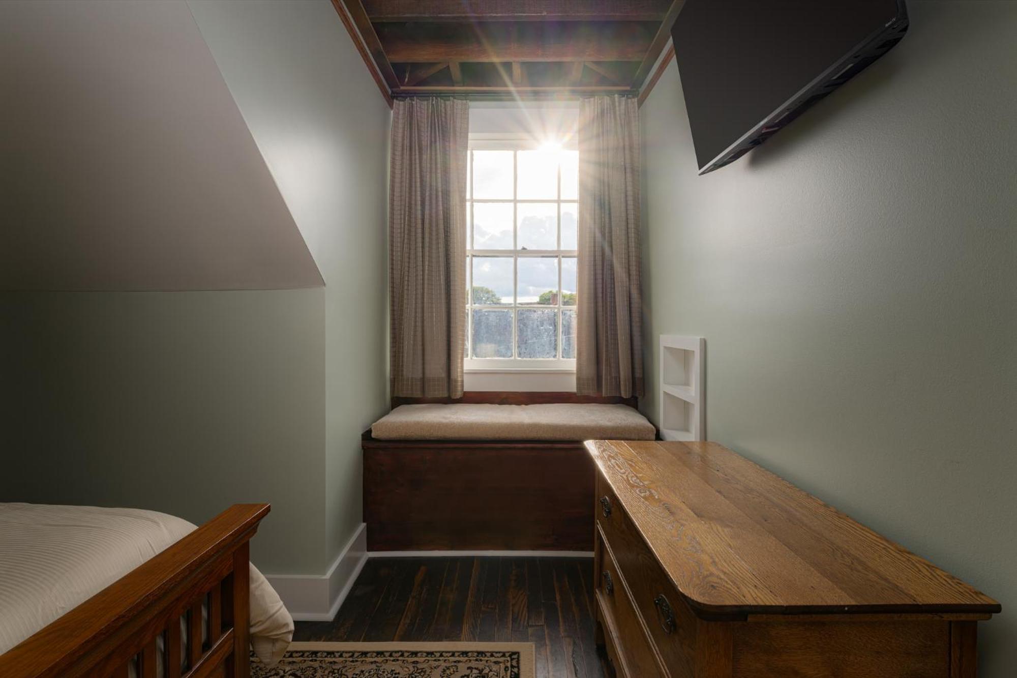 The Nuwray Hotel & Carriage House Burnsville Extérieur photo